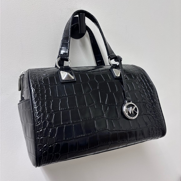 NWT Michael Kors Grayson Black Medium Crocodile-Embossed Leather Duffel Satchel - Picture 3 of 13